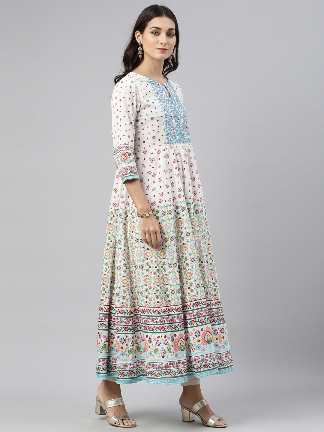 Neerus Green cotton solid kurti - detail view 1