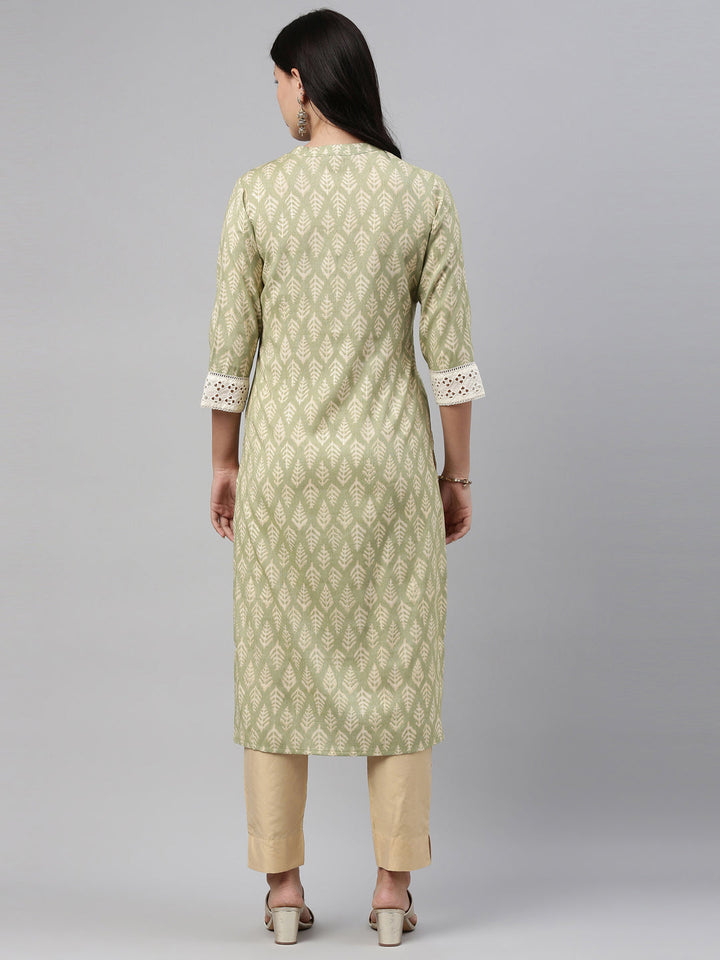 Neerus Green rayon printed kurti - detail view 2