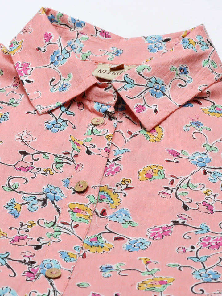 Neerus Pink cotton solid kurti tunic - back view