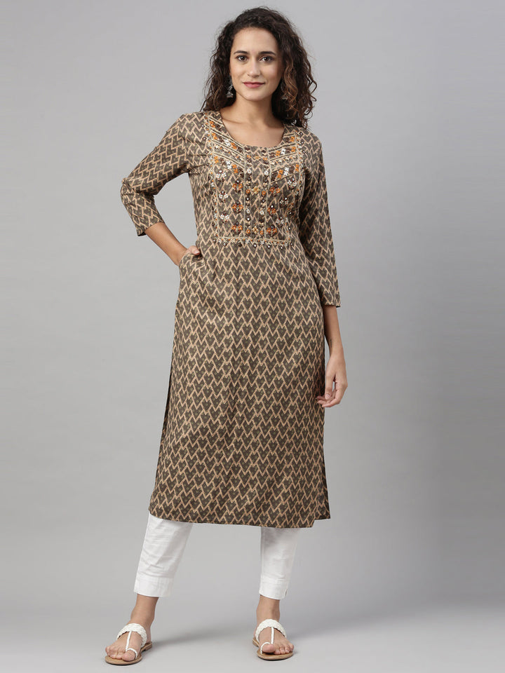 Neerus Green rayon hand embroidered kurta - detail view 3