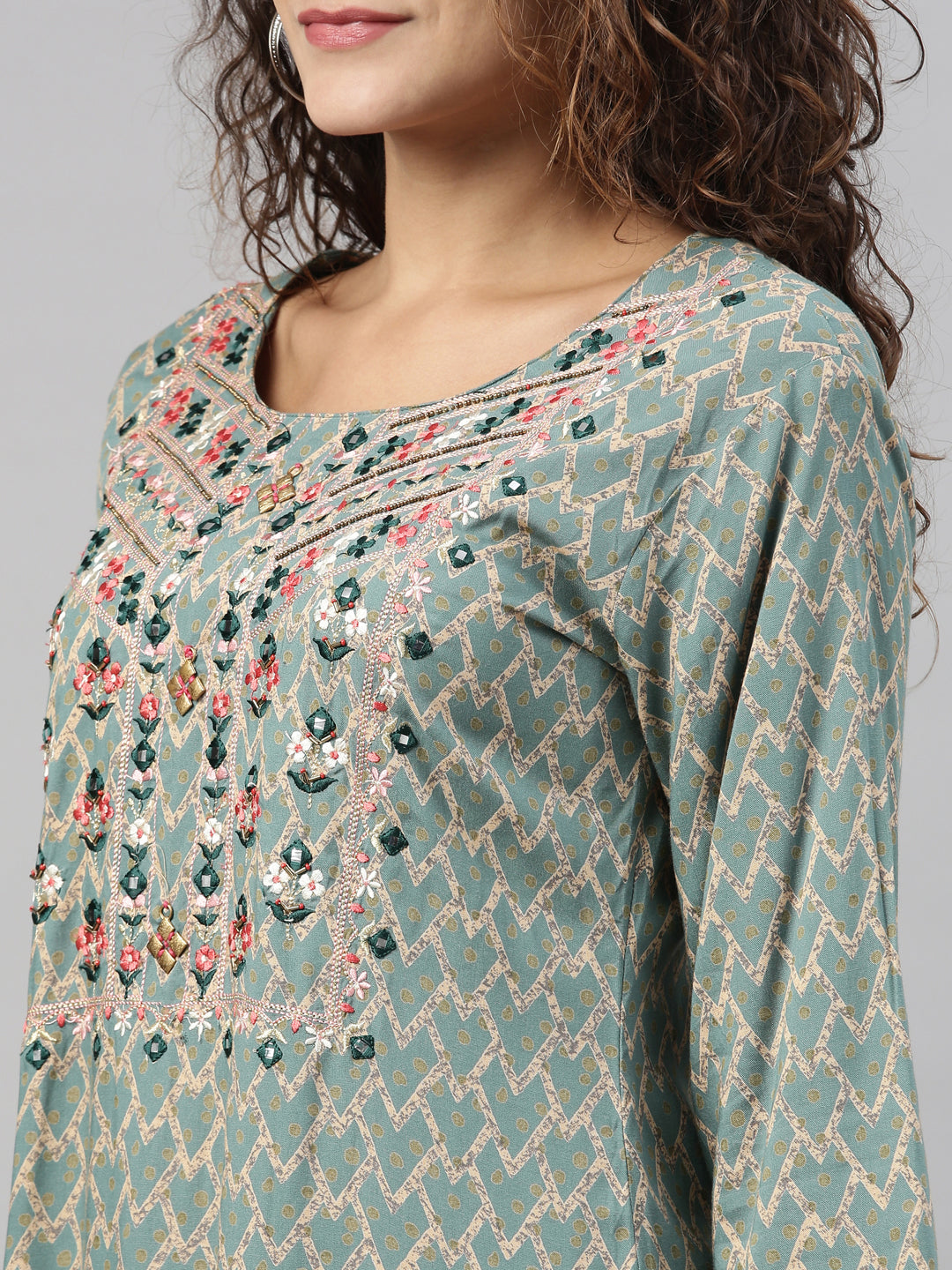 Neerus Green rayon embroidered kurti geometric print - side view