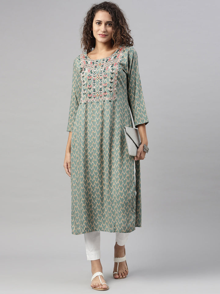 Neerus Green rayon embroidered kurti geometric print - detail view 1