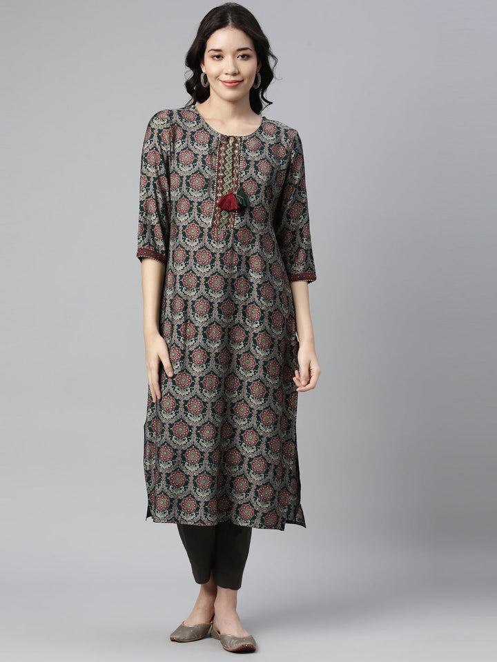 Neerus Green Rayon Mirror Work Kurti - detail view 4