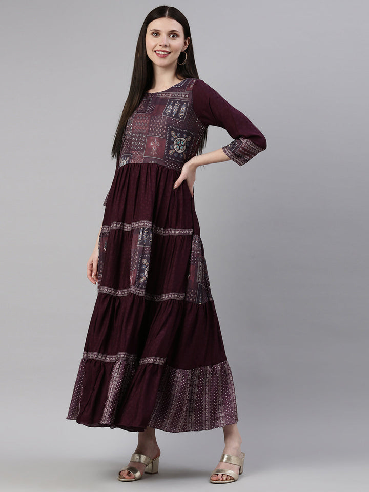 Neerus Purple silk gown maxi silhouette - detail view 3