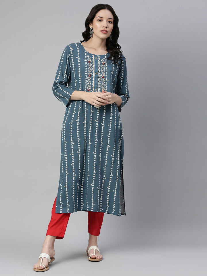 Neerus Blue Rayon Printed Kurti Bandhani - detail view 4