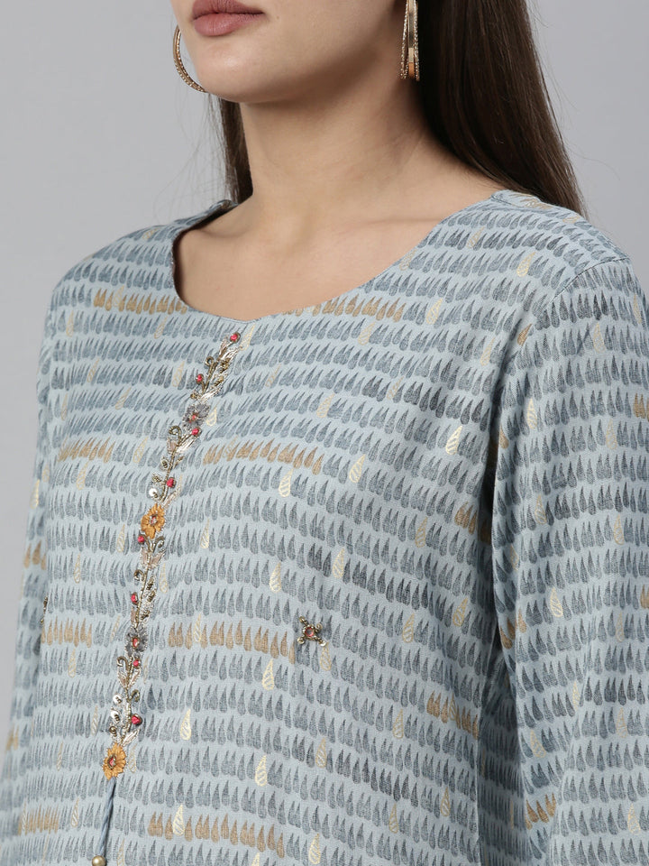 Neerus Blue rayon solid kurti - detail view 4