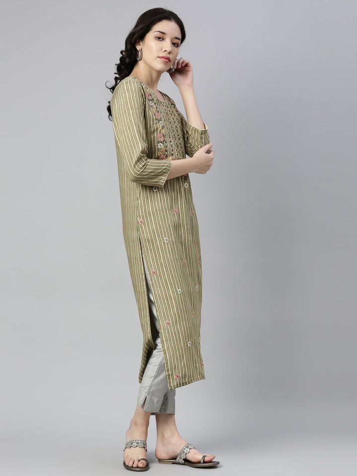 Neerus Green rayon straight kurti - side view