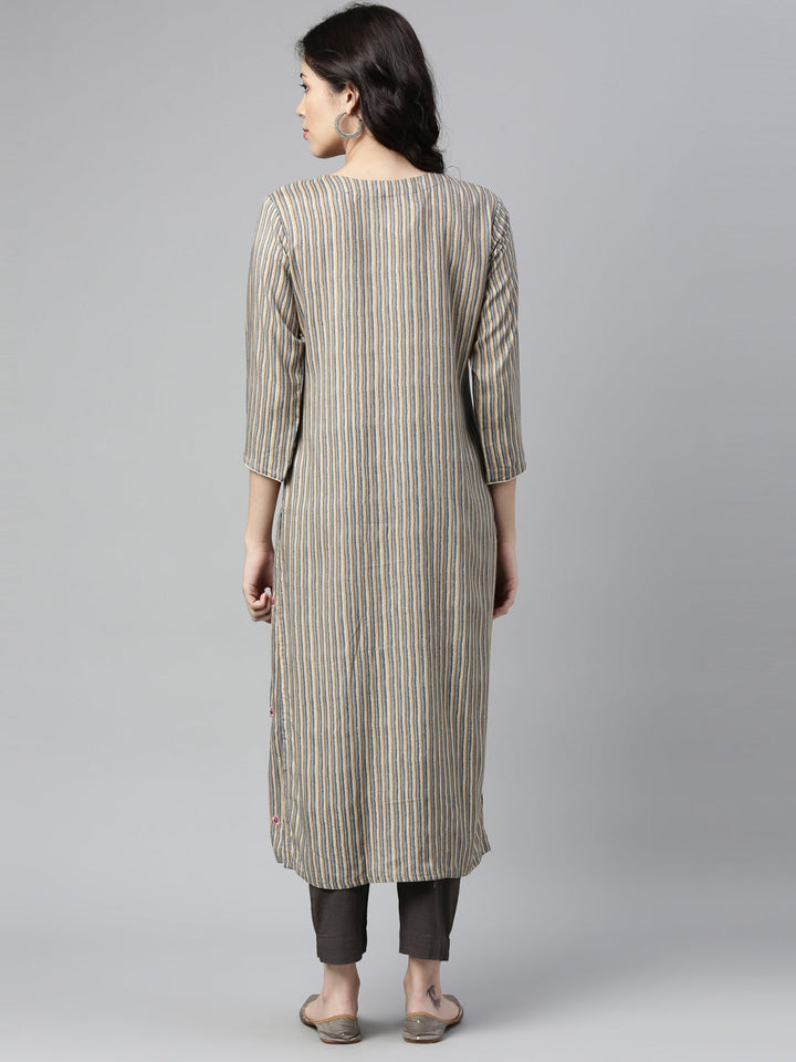 Neerus Grey rayon straight kurta - detail view 1