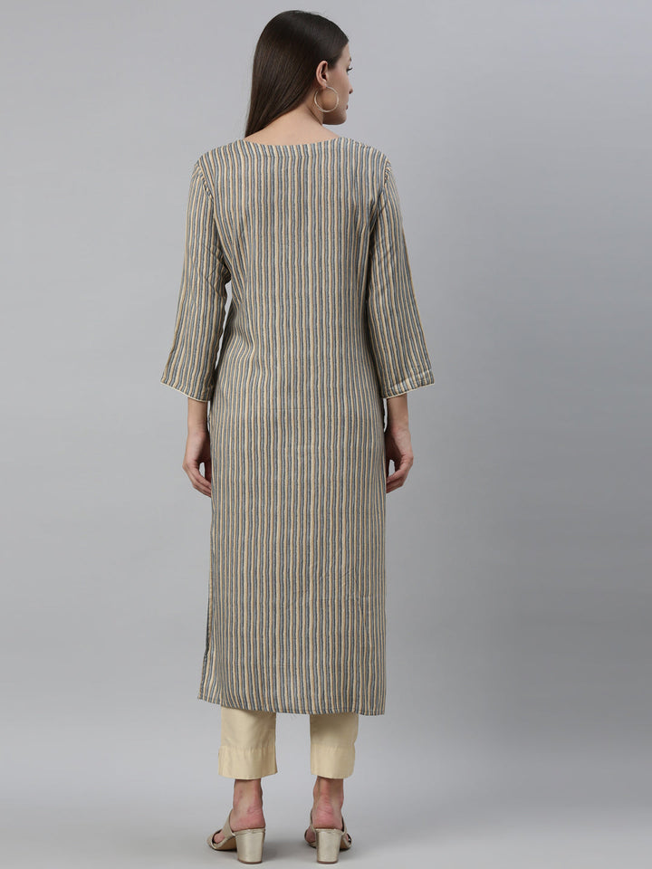 Neerus Grey rayon straight kurta - detail view 9