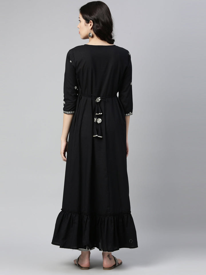 Neerus Black cotton thread embroidered anarkali kurti - side view