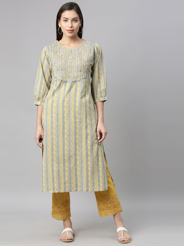 Neerus Blue cotton solid kurti - detail view 7