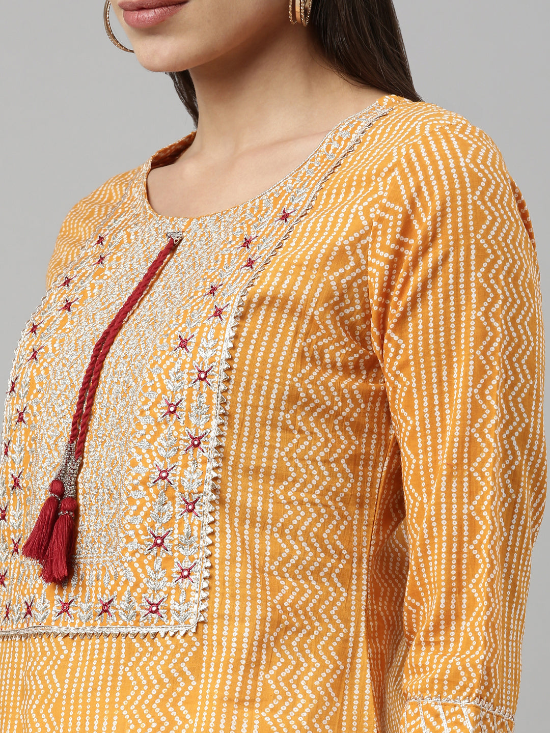Neerus Yellow cotton mirror work kurta straight silhouette - detail view 5