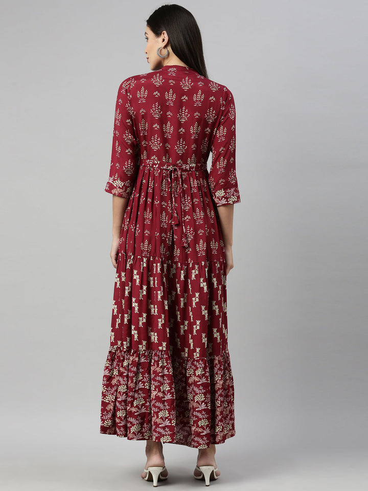 Neerus Maroon shantoon printed maxi kurti - detail view 2