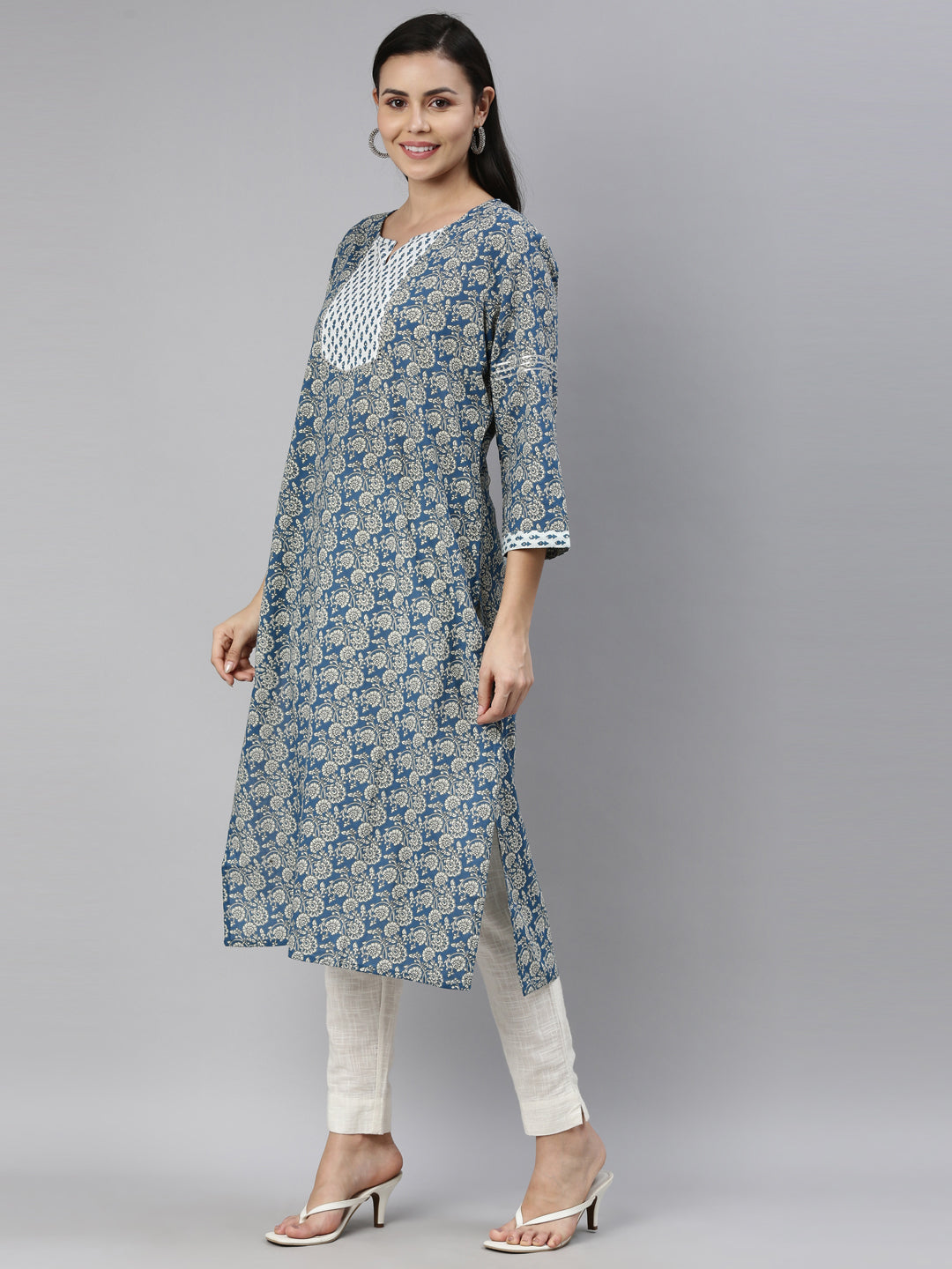 Neerus Blue cotton printed straight kurta - side view