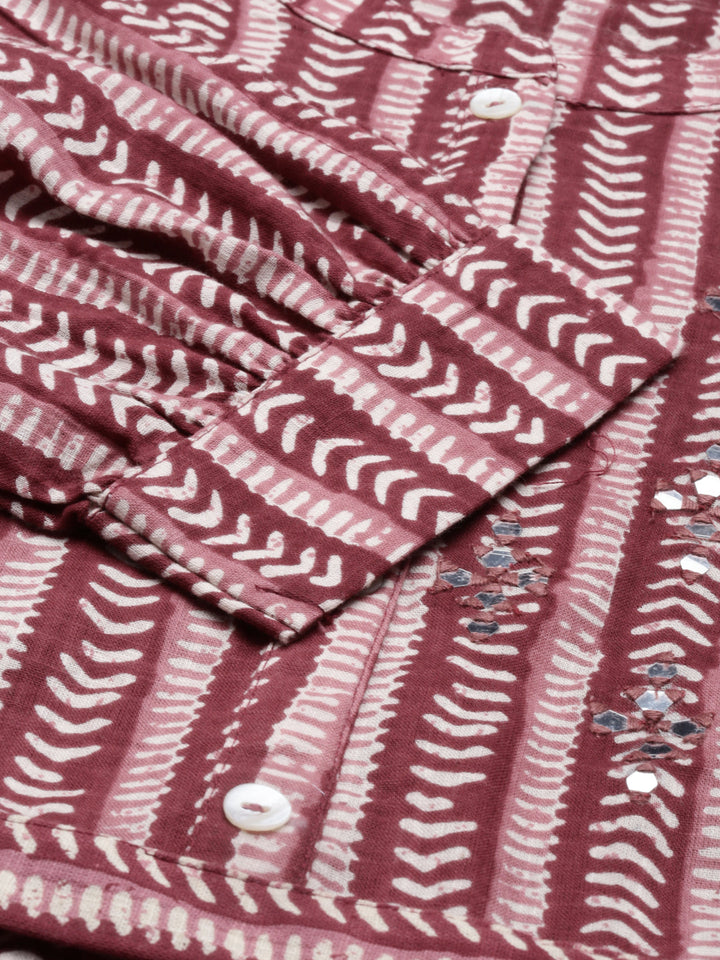 Neerus Maroon rayon printed kurti - detail view 4