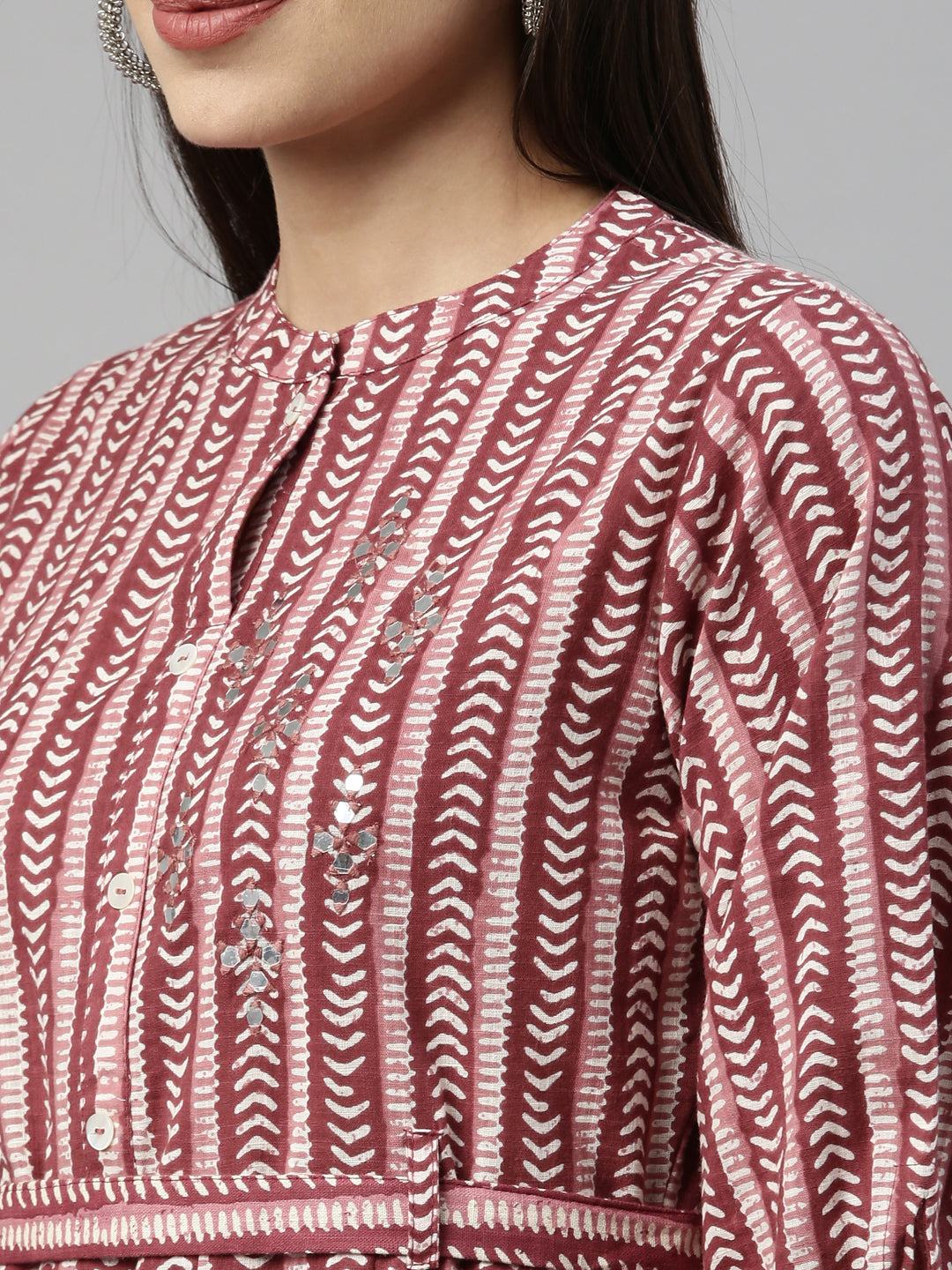 Neerus Maroon rayon printed kurti - detail view 5