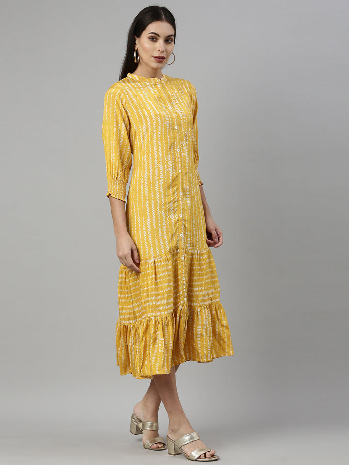 Neerus Yellow Shantoon printed A-Line kurta - detail view 1
