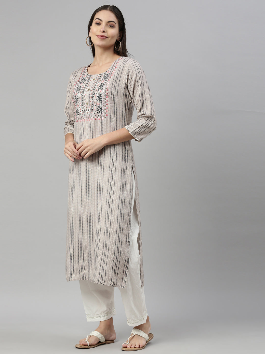 Neerus Grey slub cotton straight kurti - side view
