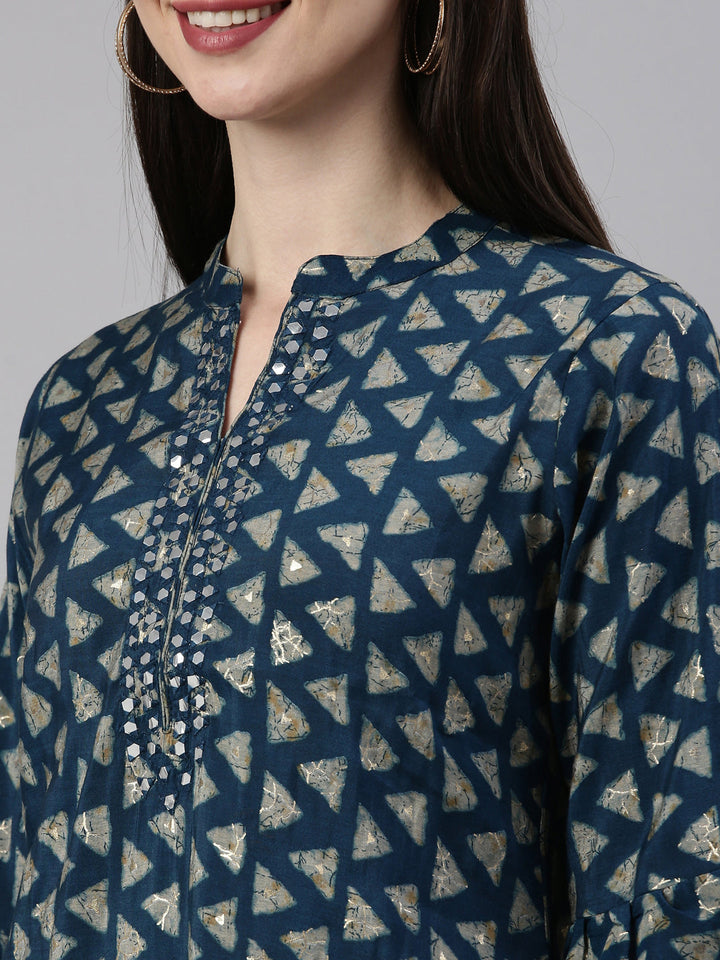 Neerus Blue muslin straight kurta set - detail view 4
