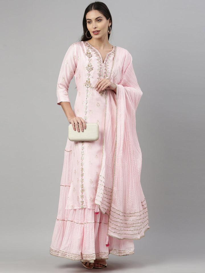 Neerus Pink shantoon printed kurti with dupatta - detail view 2