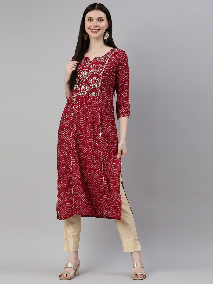 Neerus Maroon shantoon printed kurti - detail view 3