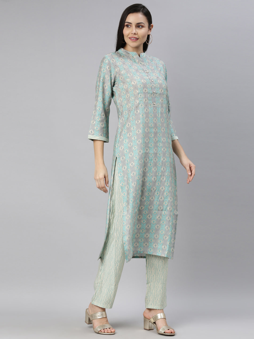 Neerus Blue jute cotton printed kurti A-line - detail view 1