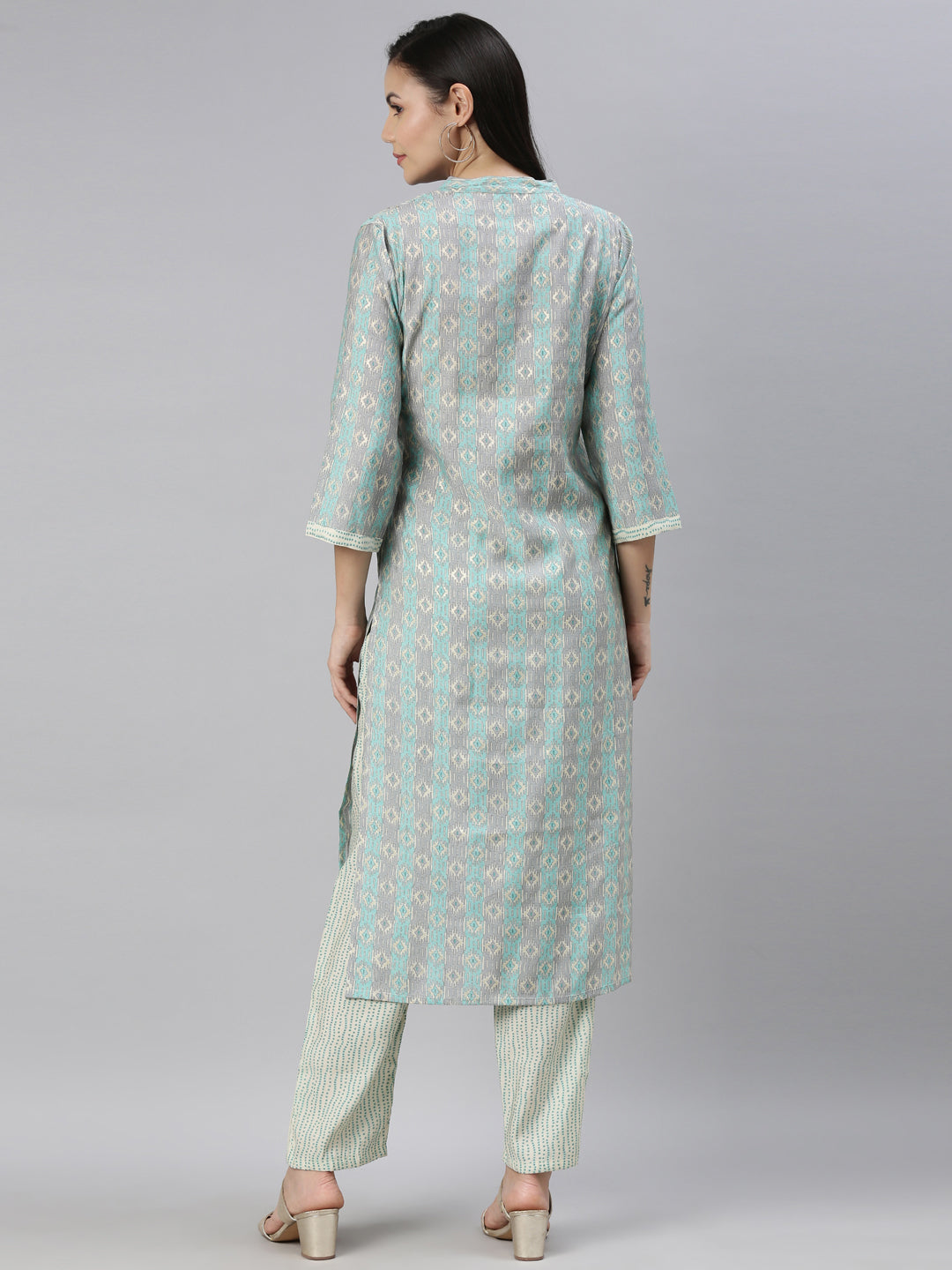 Neerus Blue jute cotton printed kurti A-line - detail view 2