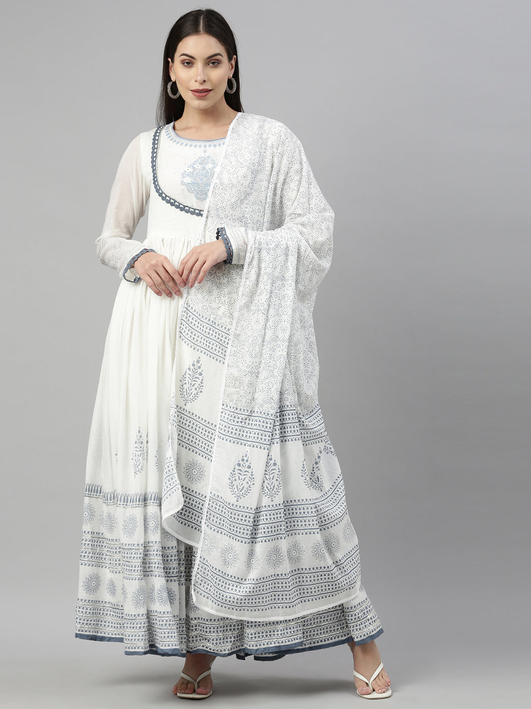 Neerus Blue cotton ethnic kurta with dupatta - front view