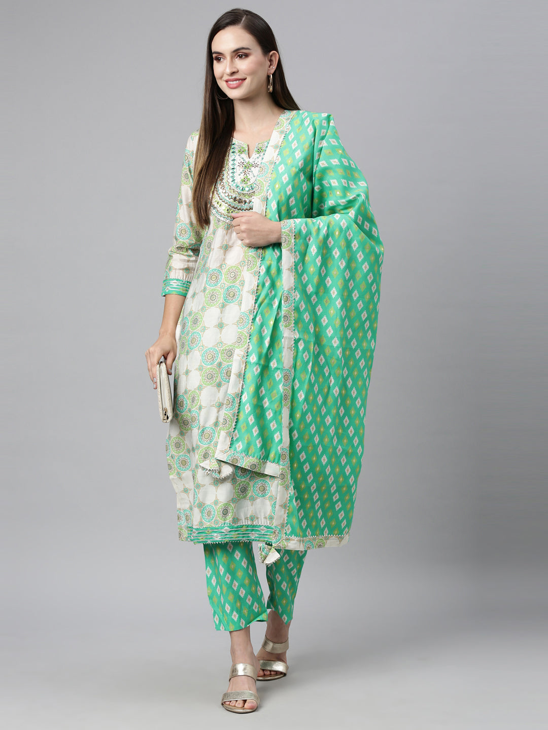 Neerus Green Chanderi Cotton Hand Embroidered Kurta Set - detail view 2