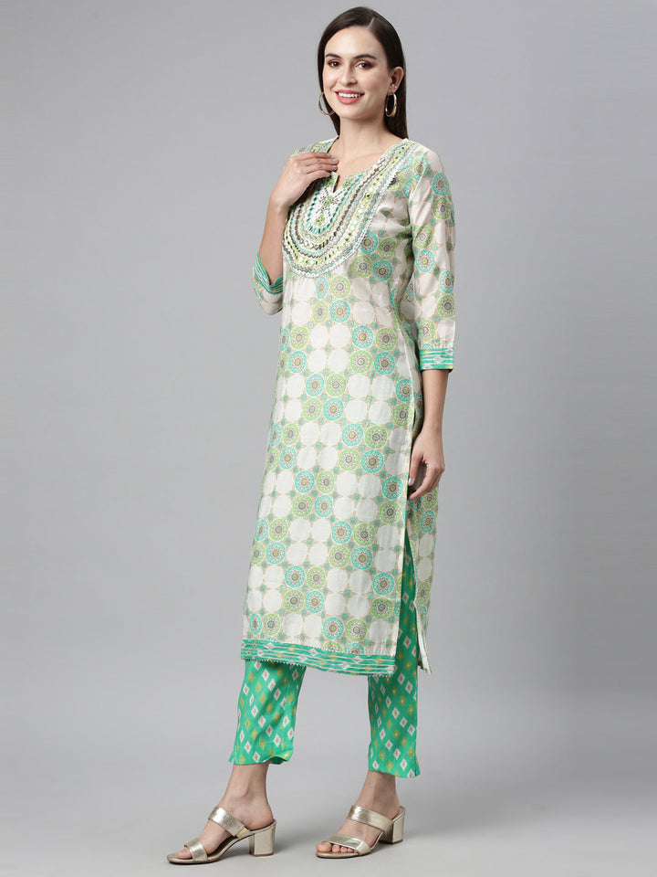 Neerus Green Chanderi Cotton Hand Embroidered Kurta Set - detail view 3