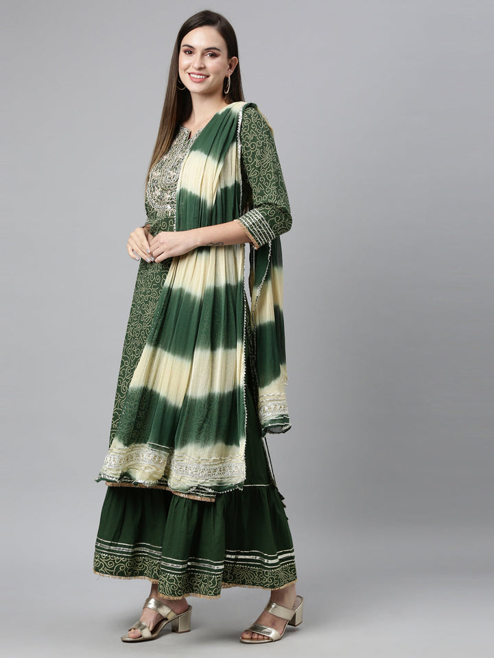 Neerus Green jute cotton embroidered kurta set with sharara and dupatta - detail view 8