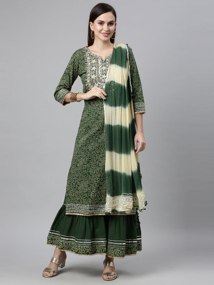 Neerus Green jute cotton embroidered kurta set with sharara and dupatta - detail view 3