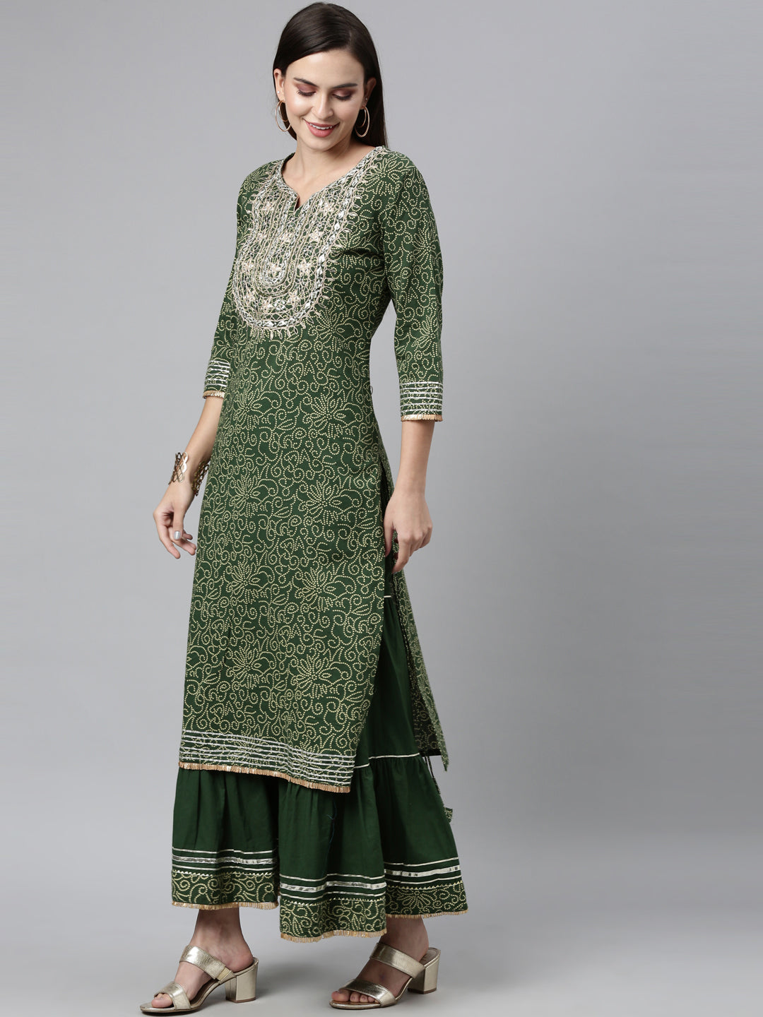 Neerus Green jute cotton embroidered kurta set with sharara and dupatta - detail view 4