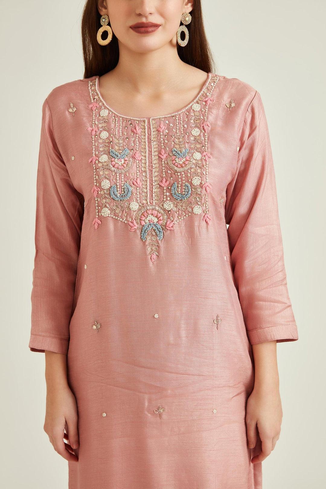 Neerus Pink Chanderi embellished kurta set - detail view 2