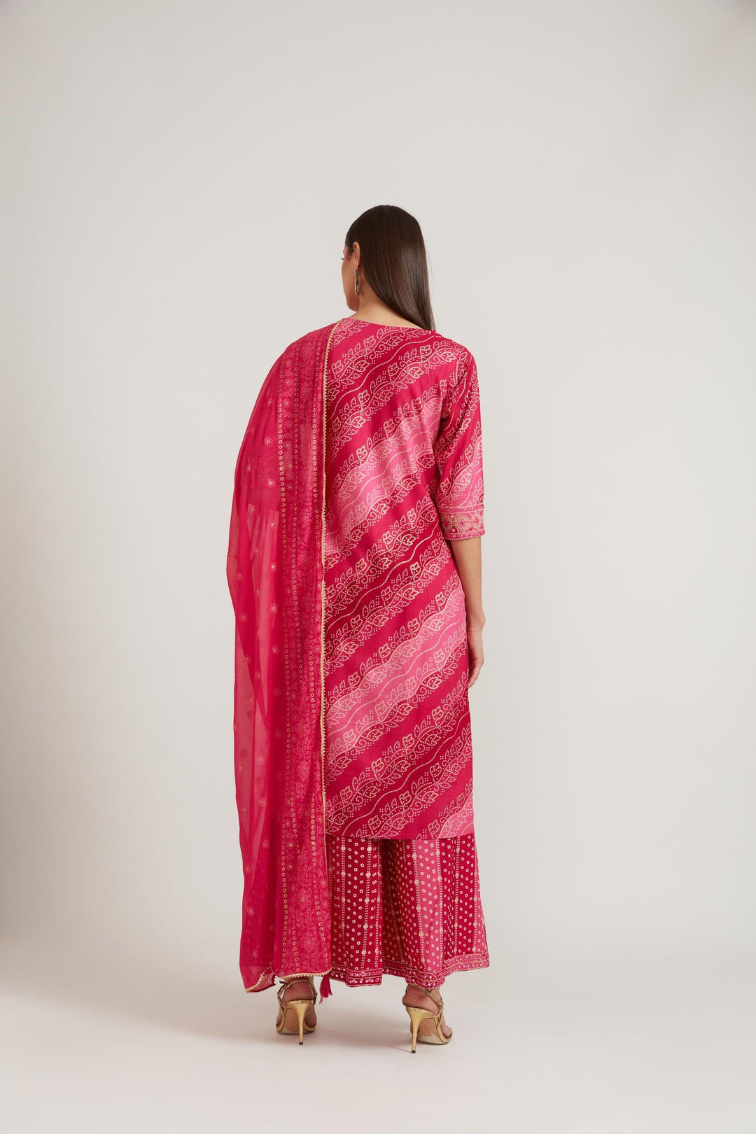 Neerus Pink cotton suit set - detail view 1