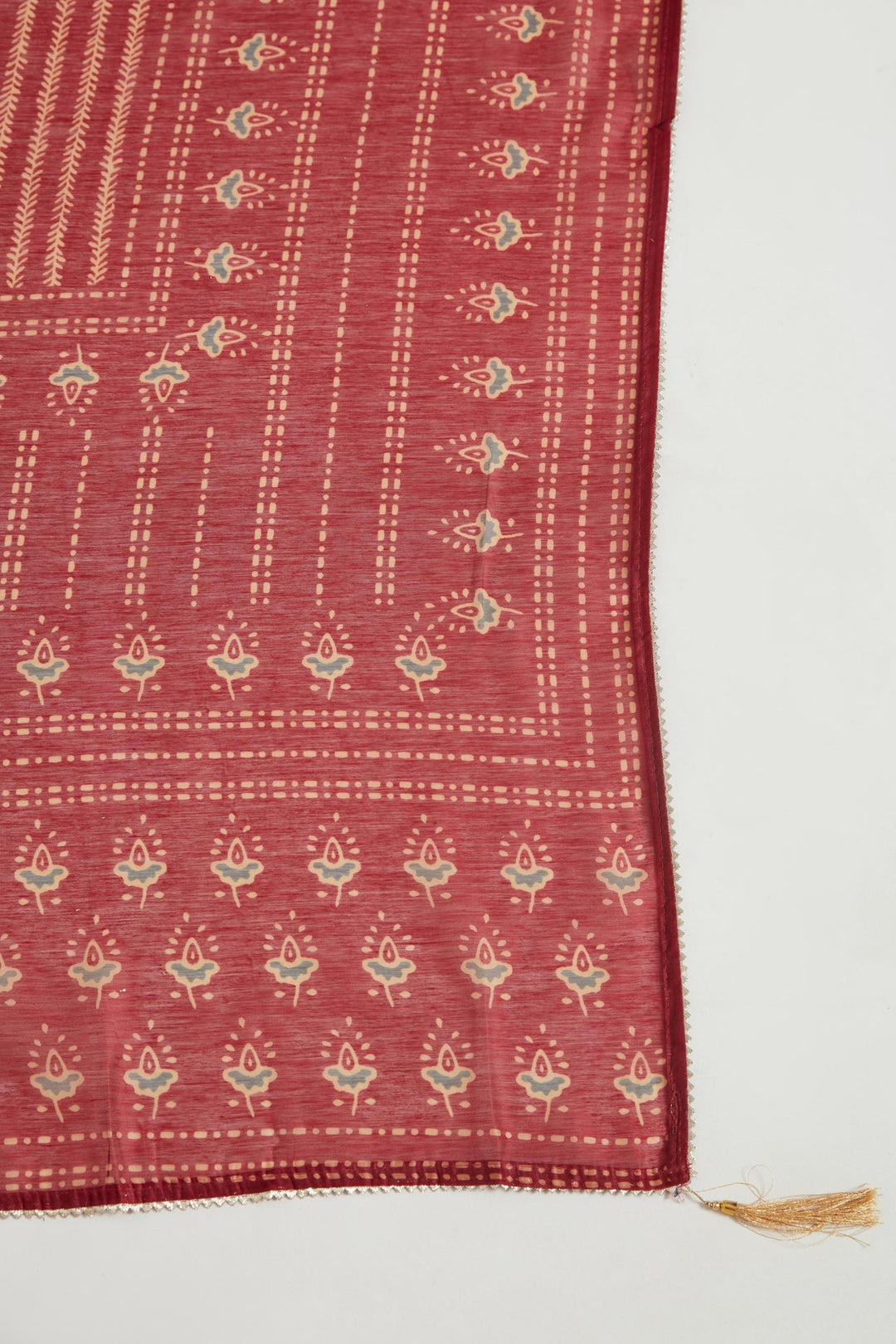 Neerus Maroon jute cotton printed kurta set - detail view 2