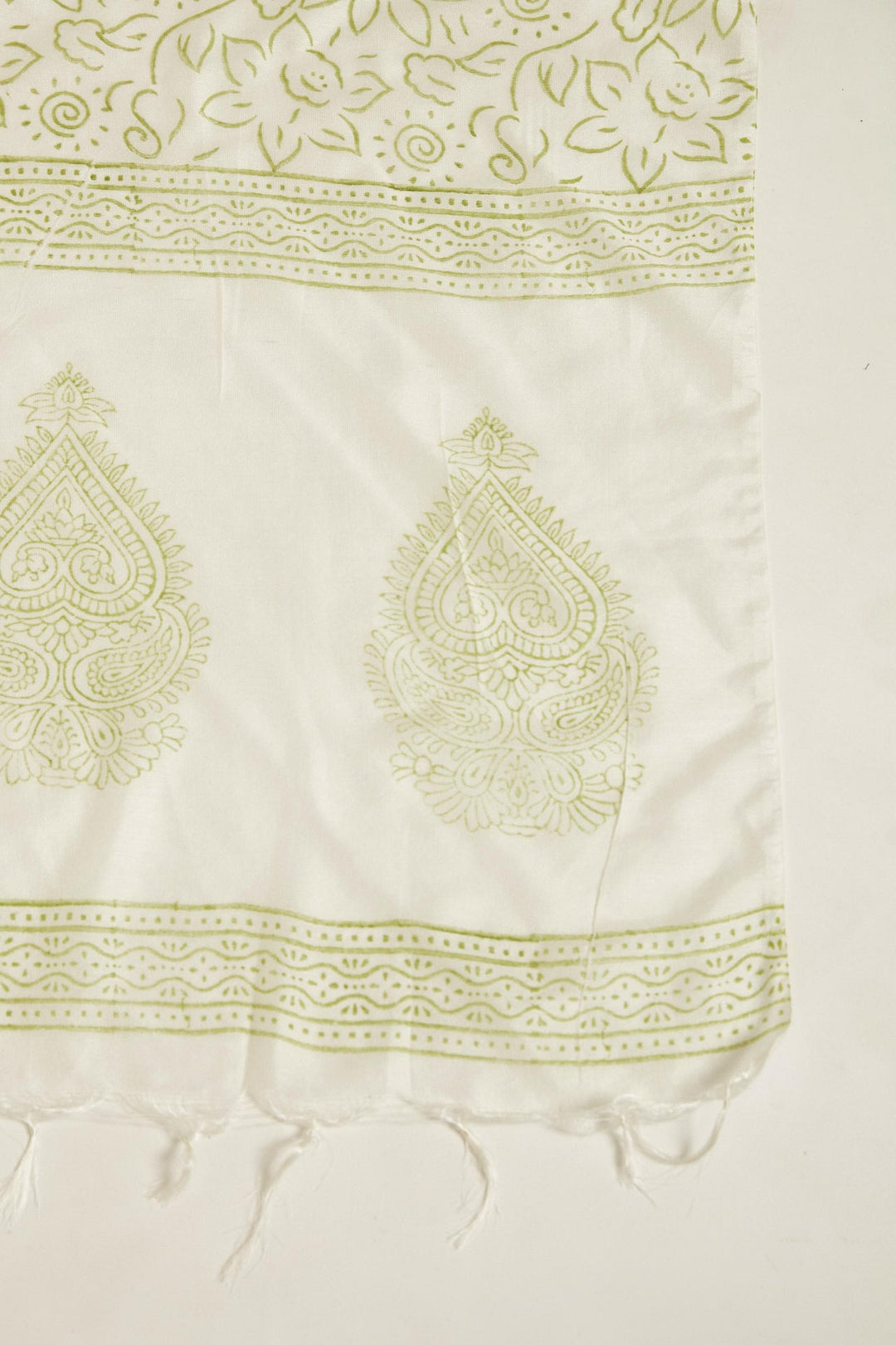 Neerus Green Chanderi straight kurta set - detail view 5