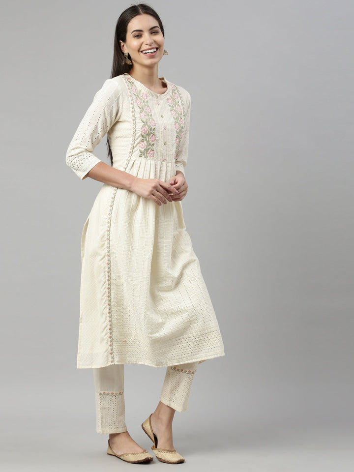 Neerus Beige cotton ethnic suit set - detail view 3