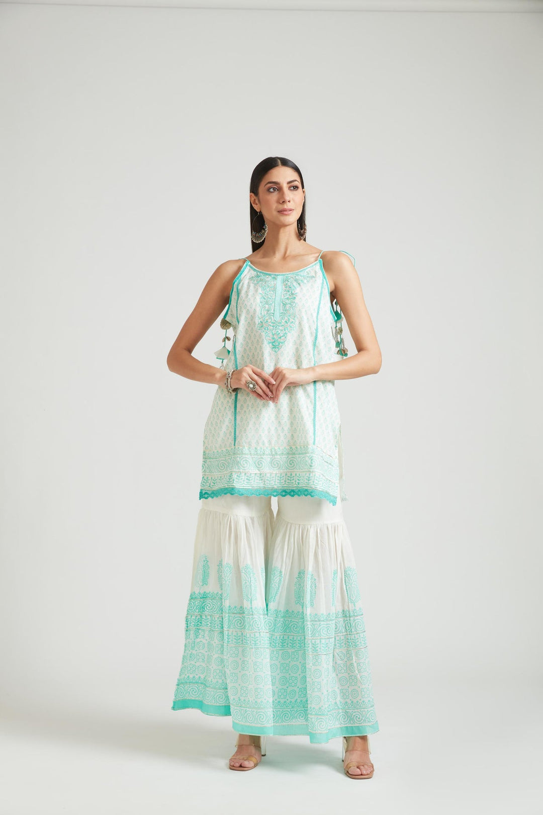 Neerus Green cotton printed kurta set salwar kameez - detail view 4