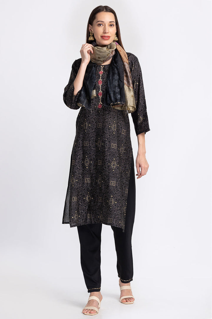 Neerus Black rayon straight suit set - detail view 2