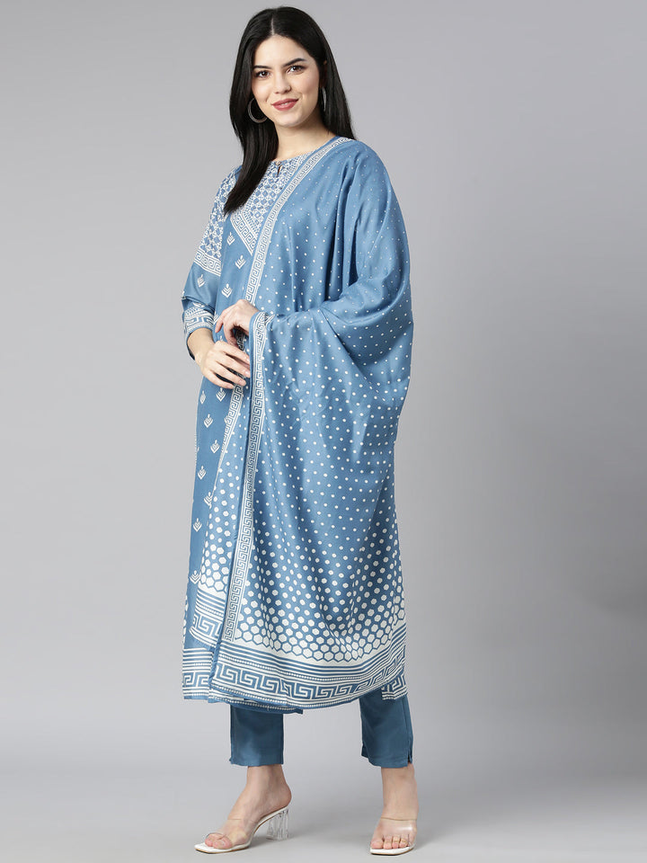 Neerus Blue floral printed kurta set - detail view 2