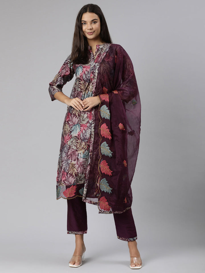 Neerus Purple printed ethnic suit set - detail view 2