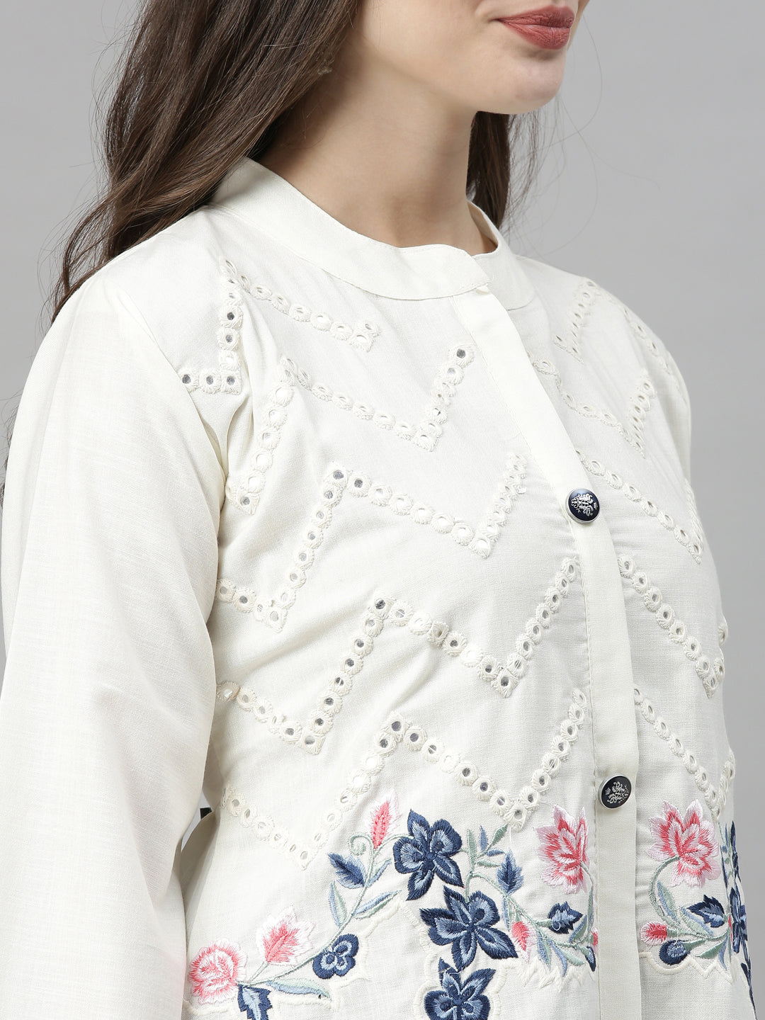 Neerus White embroidered A-line kurta - detail view 3