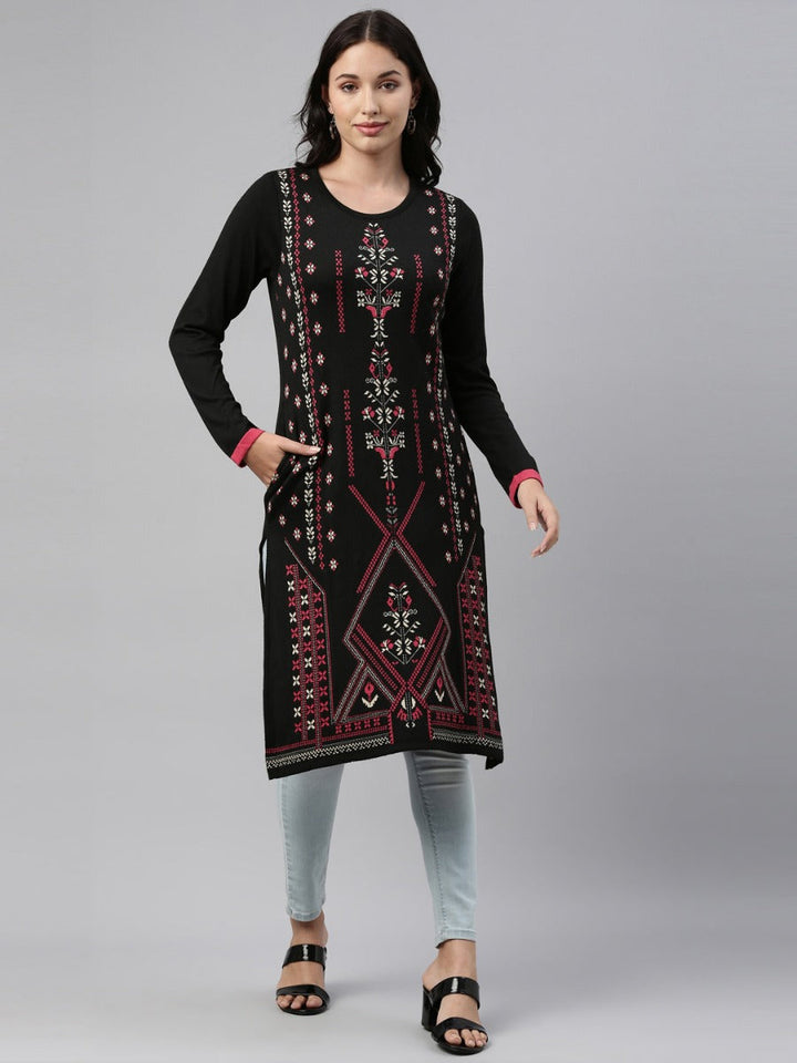 Neerus Black acrylic printed straight kurti - back view
