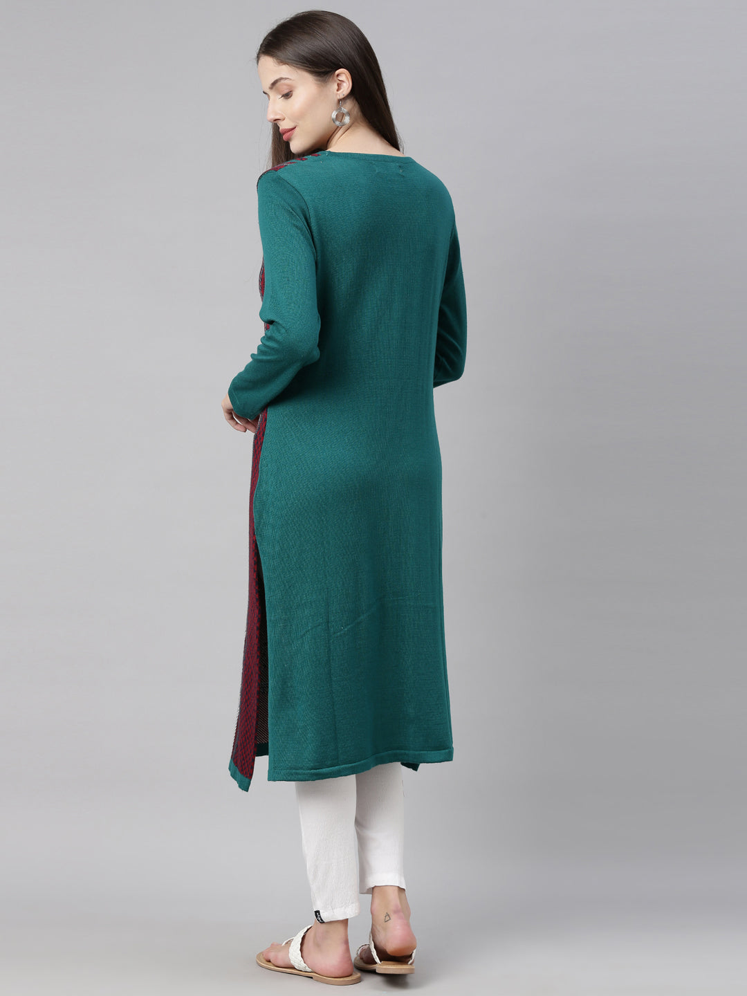 Neerus Green acrylic woven geometric kurta - detail view 1