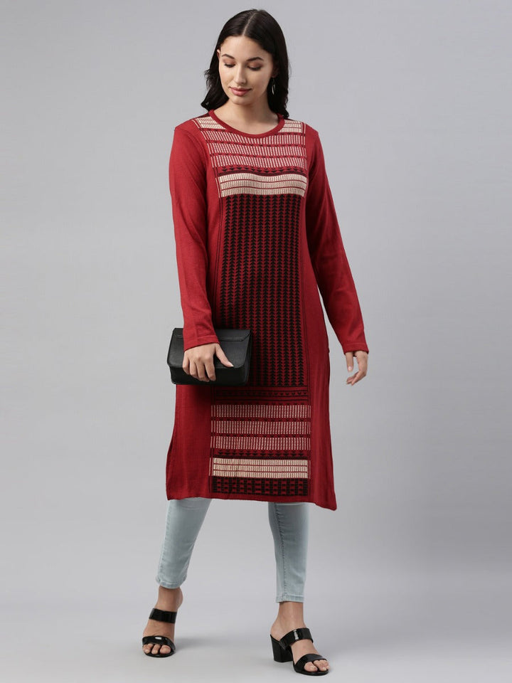 Neerus Maroon acrylic woven geometric kurti - front view