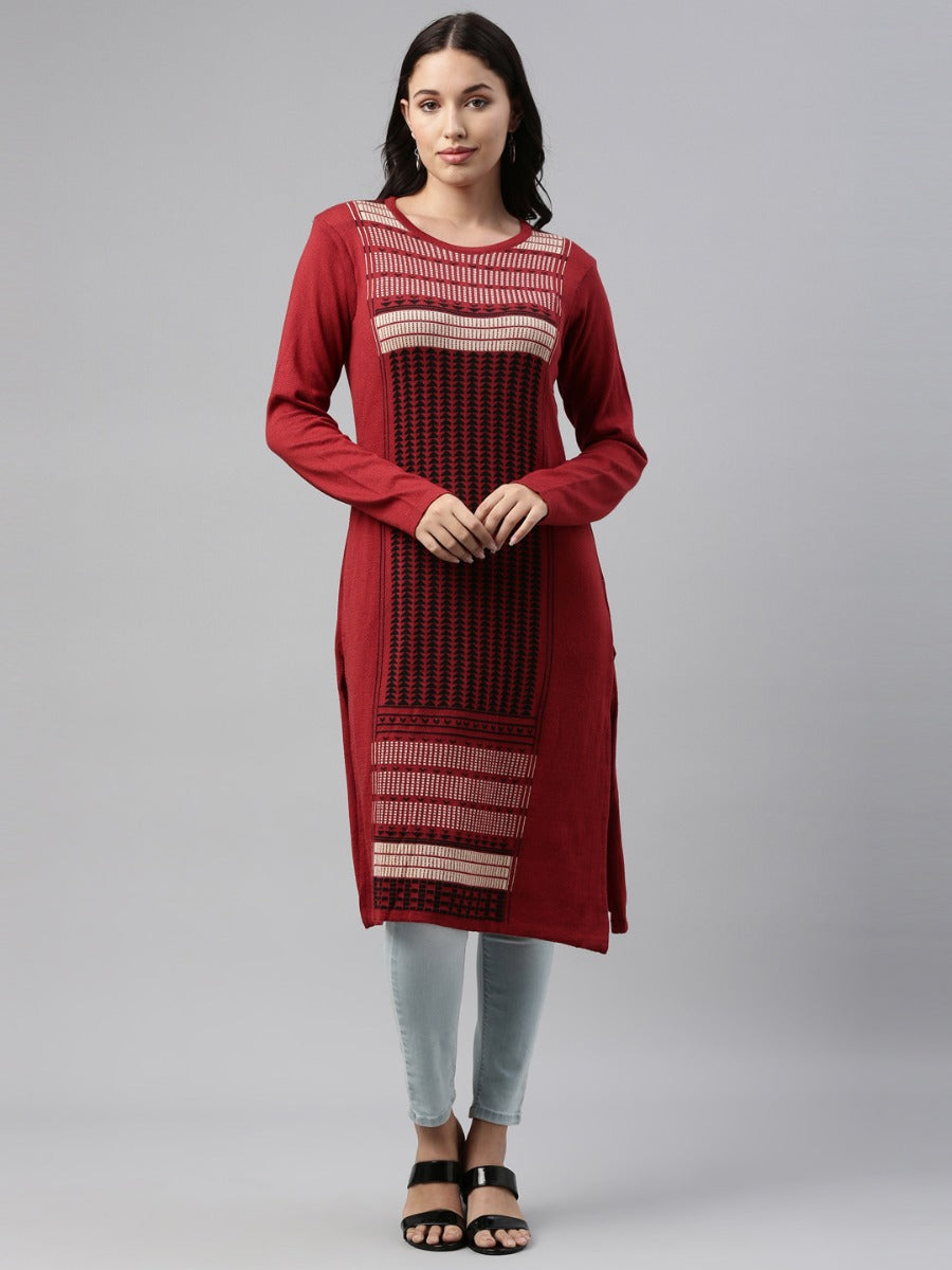 Neerus Maroon acrylic woven geometric kurti - detail view 3