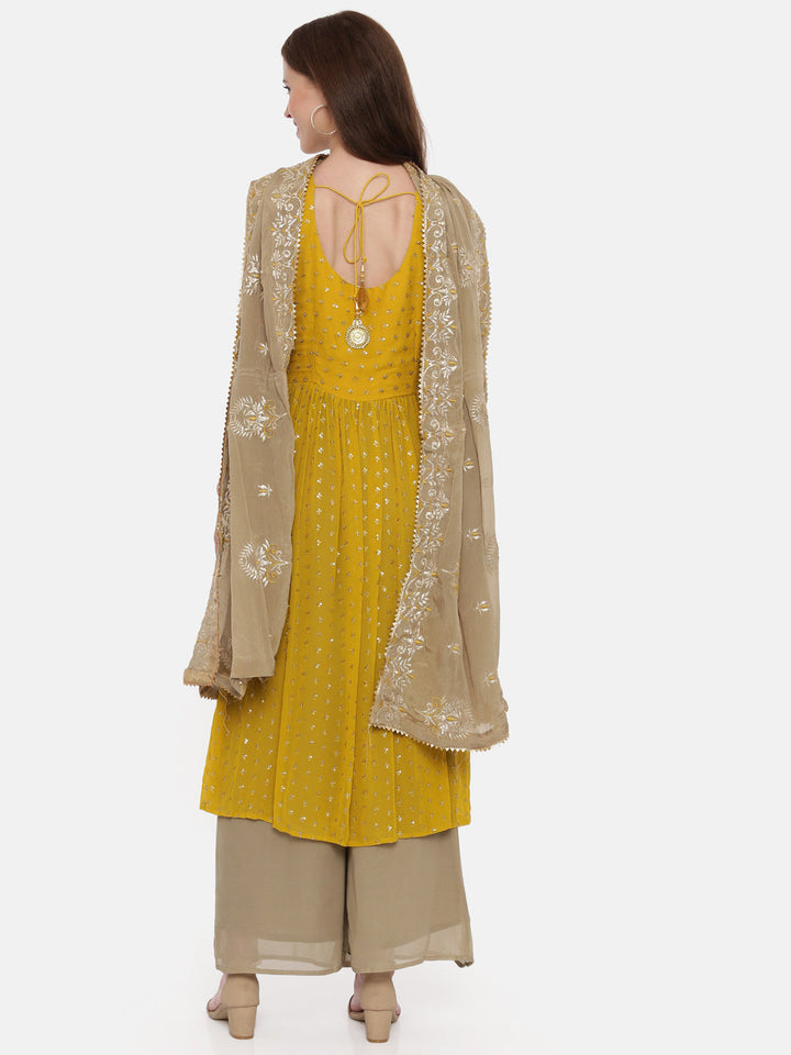 Neerus Yellow georgette sleeveless suit set - side view