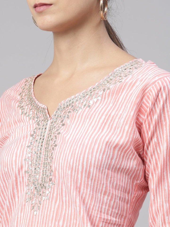 Neerus Pink cotton kurta set - detail view 6