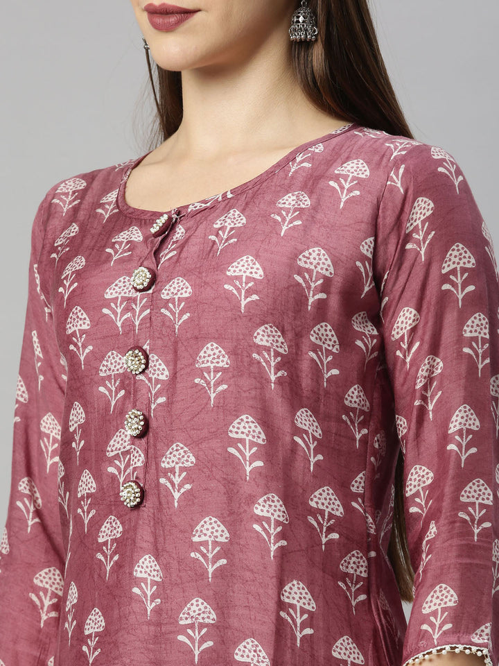 Neerus Pink muslin printed straight kurti - detail view 7